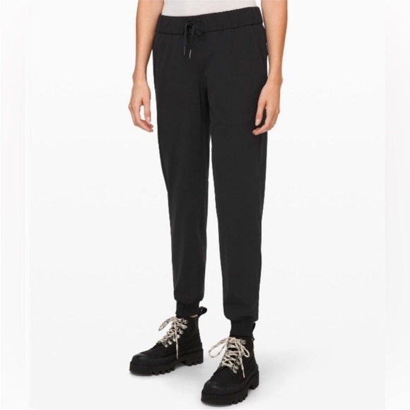 LULULEMON On the Fly Jogger *Velvet Trim Black Women’s Size 4 Athleisure Pants - Picture 1 of 13